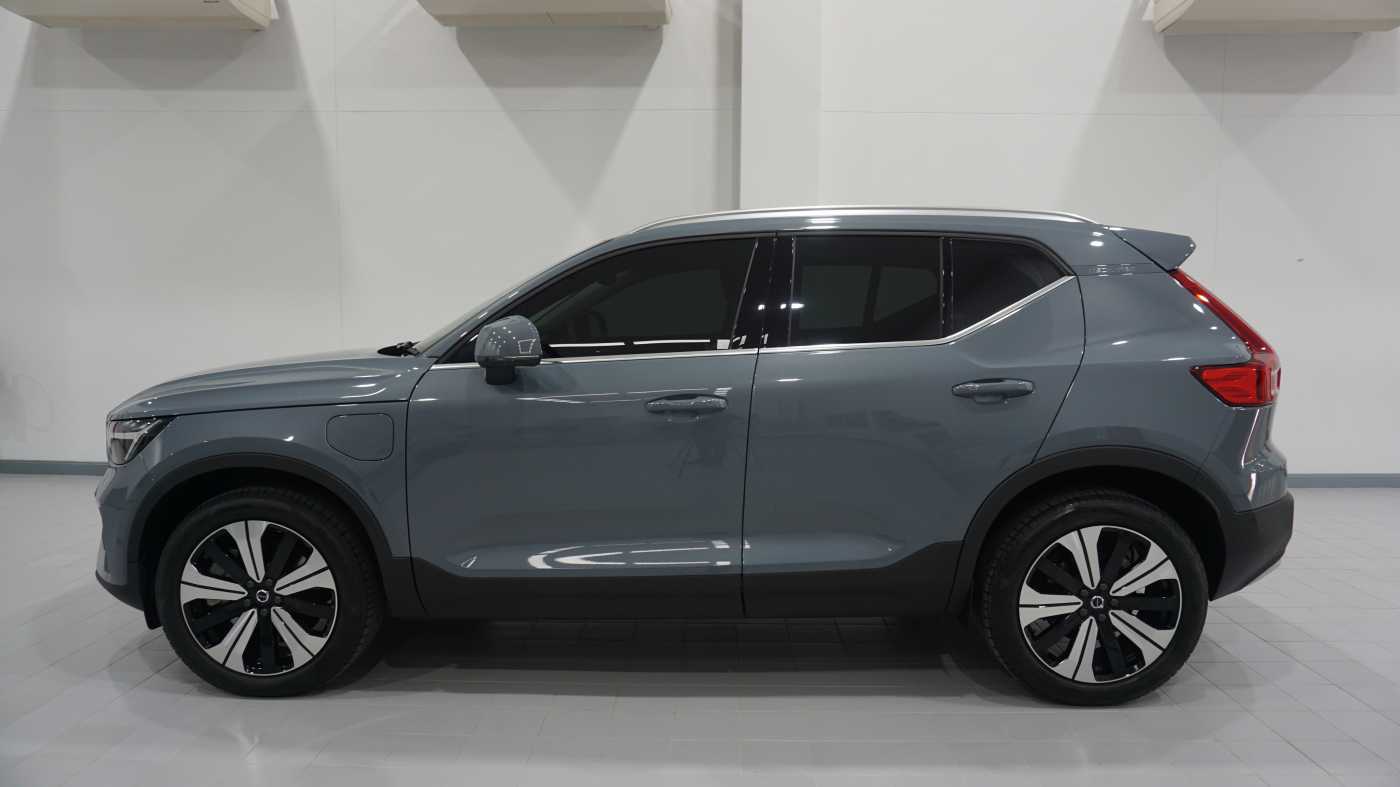 Volvo  Recharge Ultimate T5 Plug-in Hybrid Bright MY23 (262 hp)