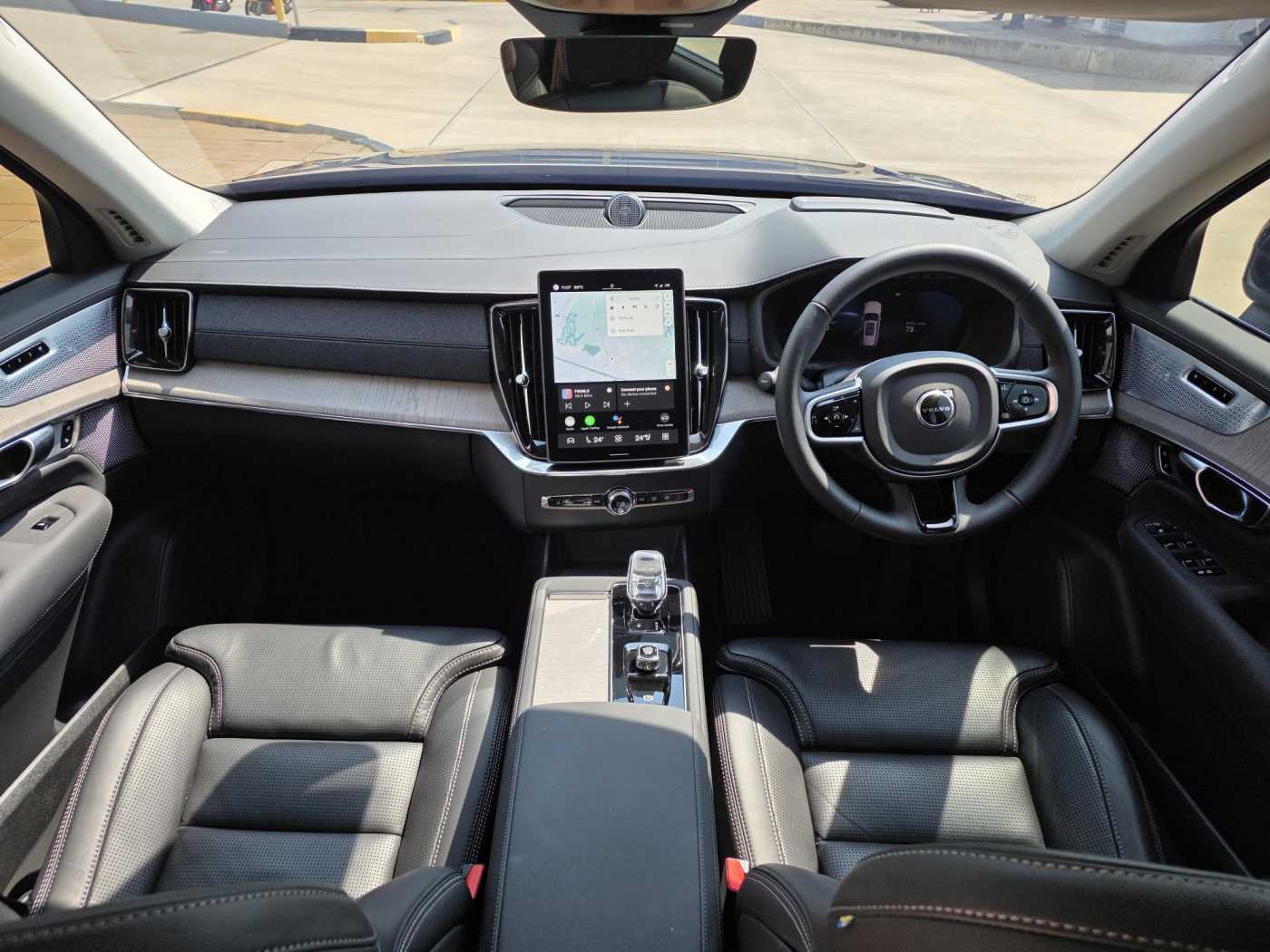 Volvo  Ultra - T8 Plug-in Hybrid Bright (MY25)